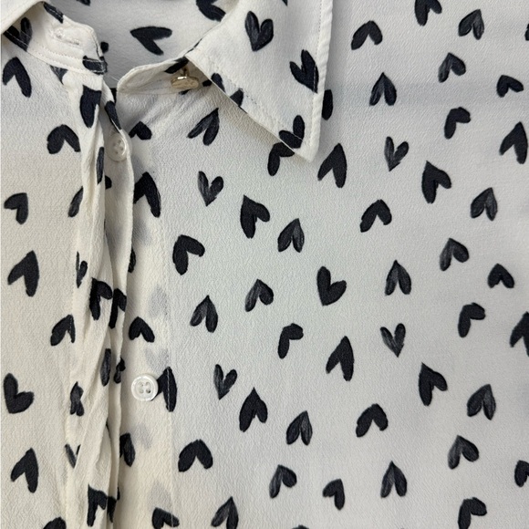 Zara White and Black Casual Button Down Shirt with Heart Print - Picture 2 of 8